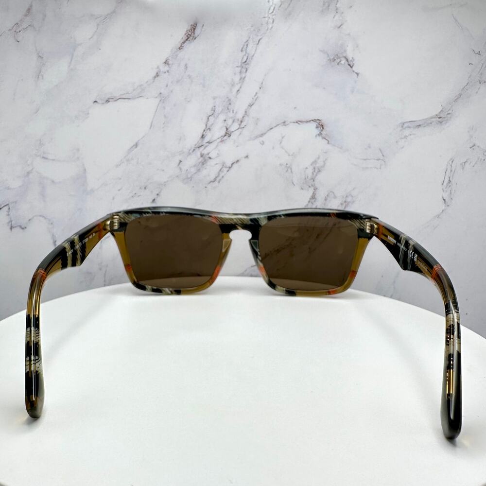 NEW Burberry Sunglasses - Picture 11 of 16